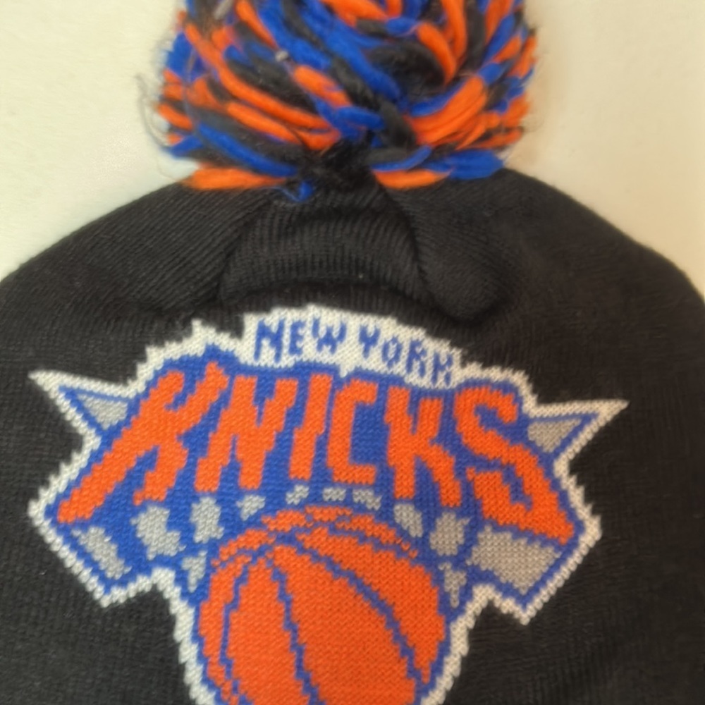 NBA NEW YORK KNICKS BEANIE